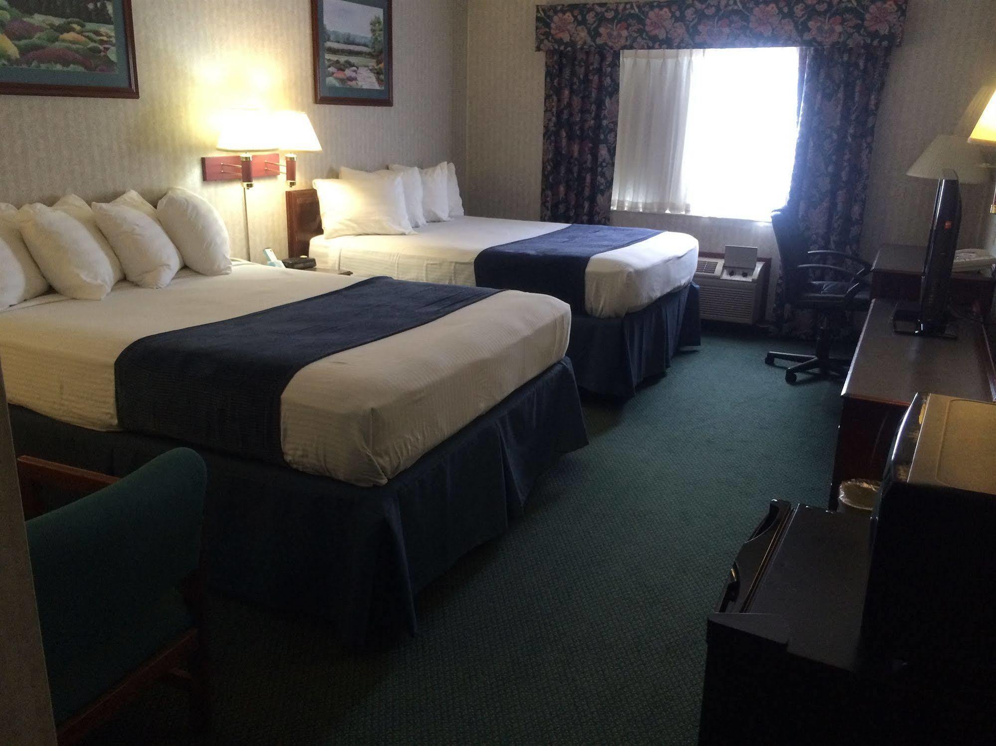 Best Western Elkhart Inn & Suites Εξωτερικό φωτογραφία